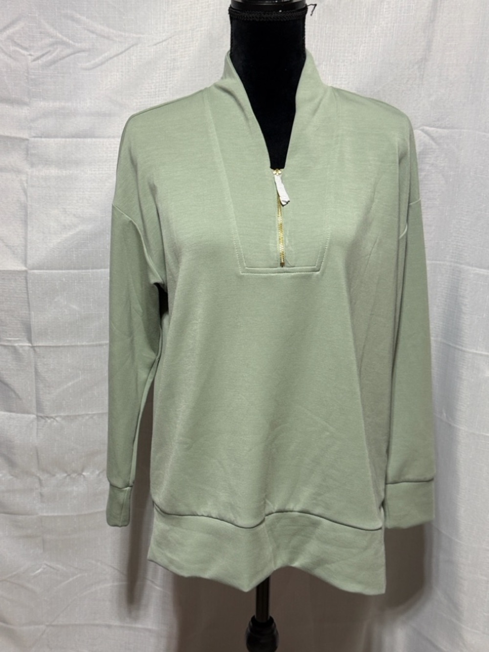 Belle by Kim Gravel Petite ScubaLuxe Half Zip Tunic NWOT